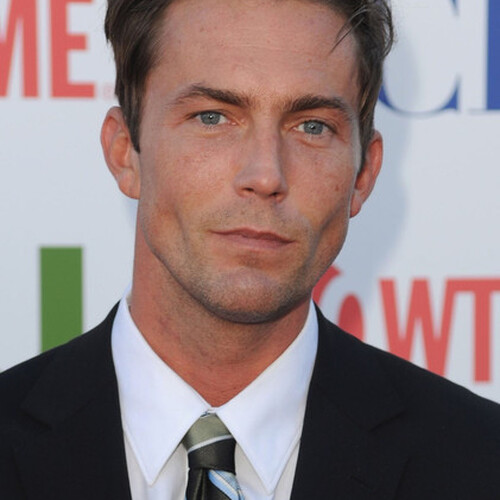 Desmond Harrington
