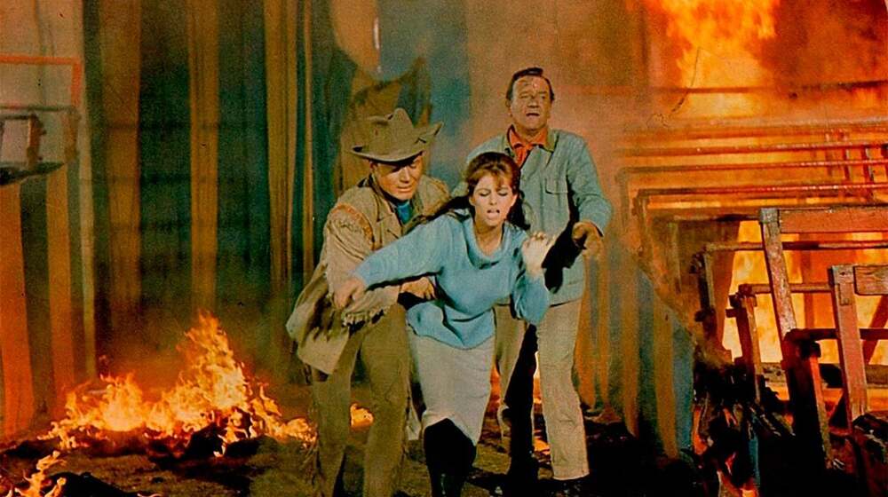 "No se dio cuenta de que todos los dem&aacute;s hab&iacute;an huido": John Wayne pudo morir durante el rodaje de una pel&iacute;cula en Madrid