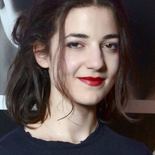 Esther Garrel