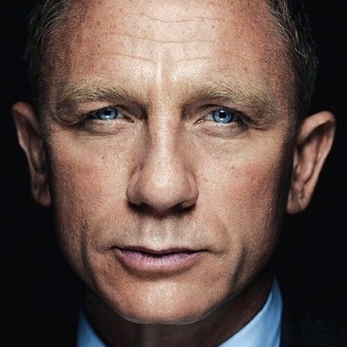Daniel Craig