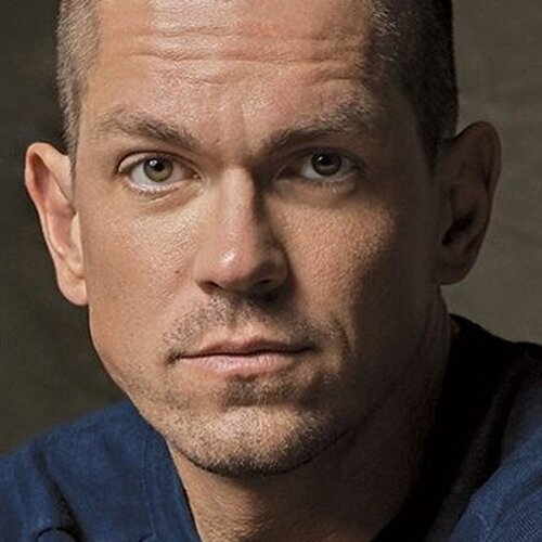 Steve Howey