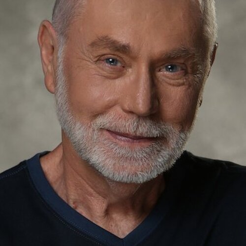Robert David Hall
