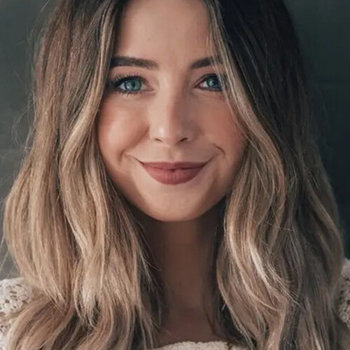 Zoë Sugg