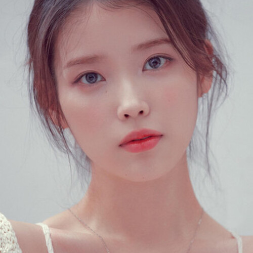 IU