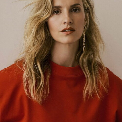 Ruth Bradley